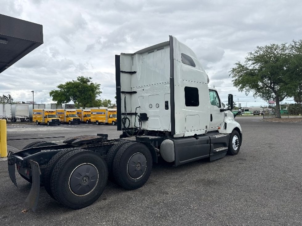 Sleeper Tractor-Heavy Duty Tractors-International-2023-LT625-Jacksonville-FL-729,924\n\t\tmiles-$ 34,000 - Image 7