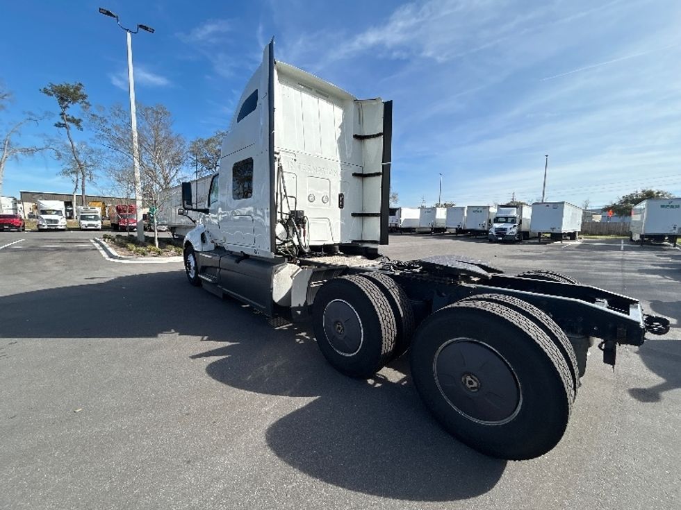 Sleeper Tractor-Heavy Duty Tractors-International-2023-LT625-Jacksonville-FL-750,330\n\t\tmiles-$ 34,000 - Image 5