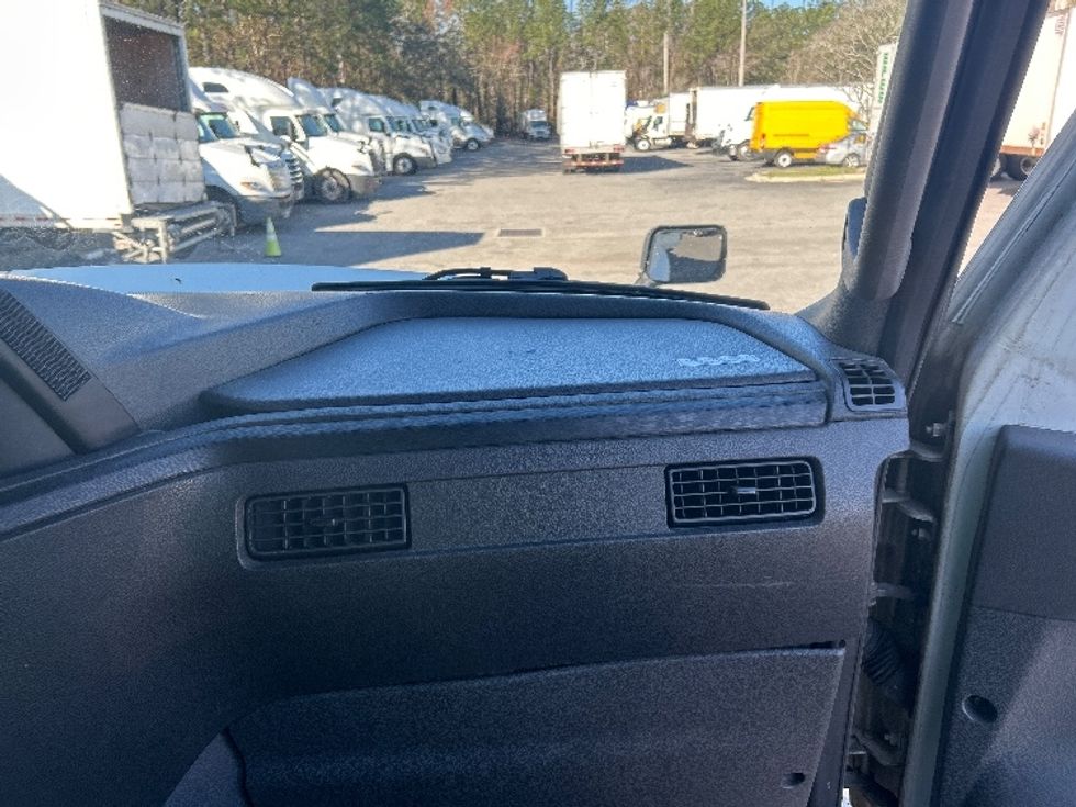 Sleeper Tractor-Heavy Duty Tractors-International-2023-LT625-Jacksonville-FL-760,120\n\t\tmiles-$ 34,000 - Image 14