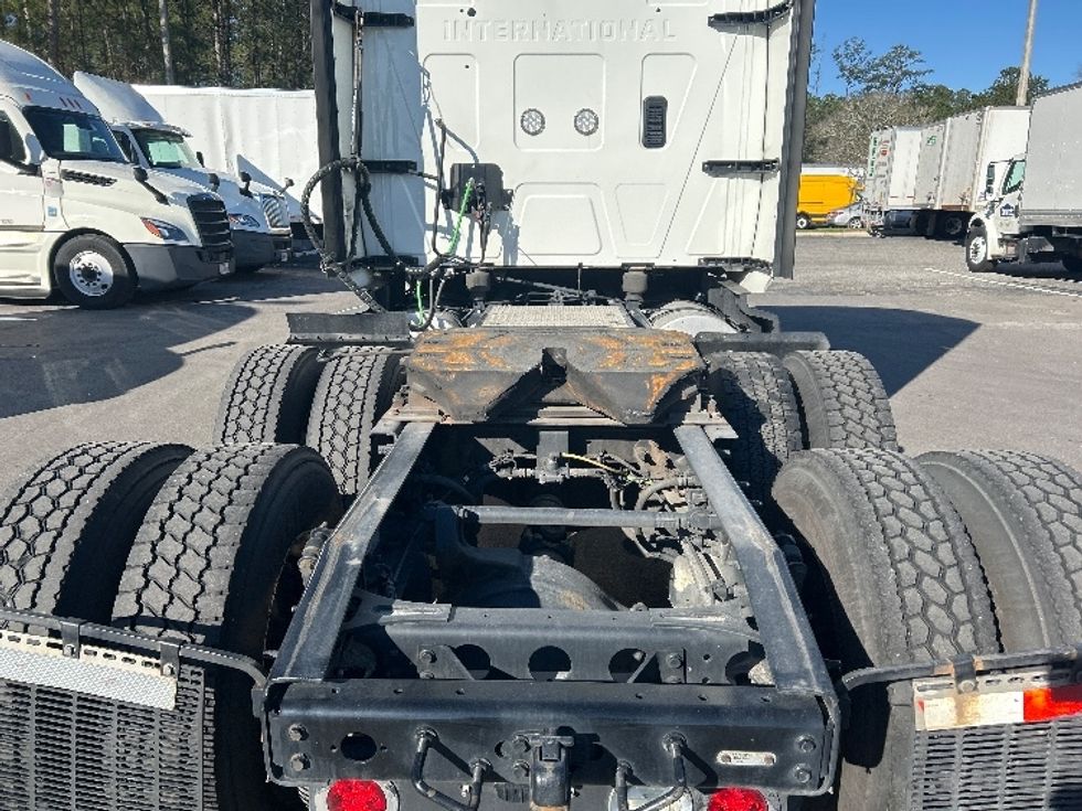 Sleeper Tractor-Heavy Duty Tractors-International-2023-LT625-Jacksonville-FL-760,120\n\t\tmiles-$ 34,000 - Image 6