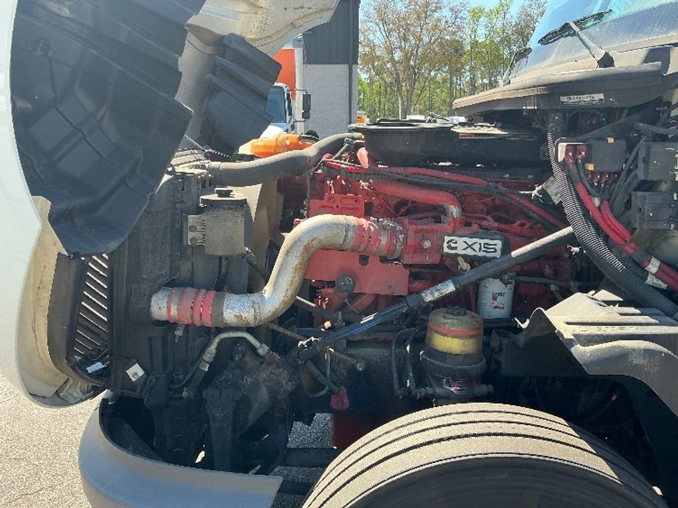 Sleeper Tractor-Heavy Duty Tractors-International-2023-LT625-Jacksonville-FL-764,390\n\t\tmiles-$ 34,000 - Image 21