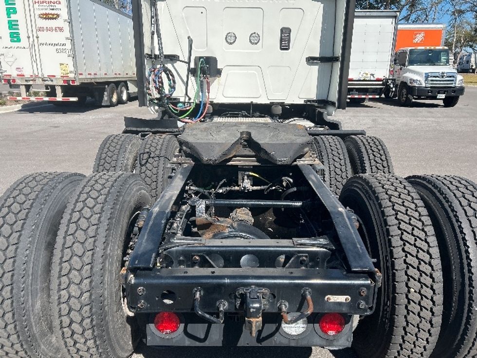 Sleeper Tractor-Heavy Duty Tractors-International-2023-LT625-Jacksonville-FL-875,044\n\t\tmiles-$ 34,000 - Image 6