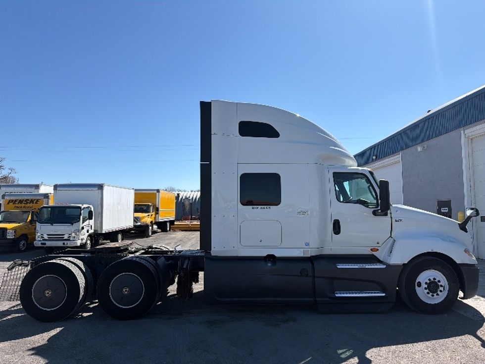 Sleeper Tractor-Heavy Duty Tractors-International-2023-LT625-Jerome-ID-800,797\n\t\tmiles-$ 34,750 - Image 8