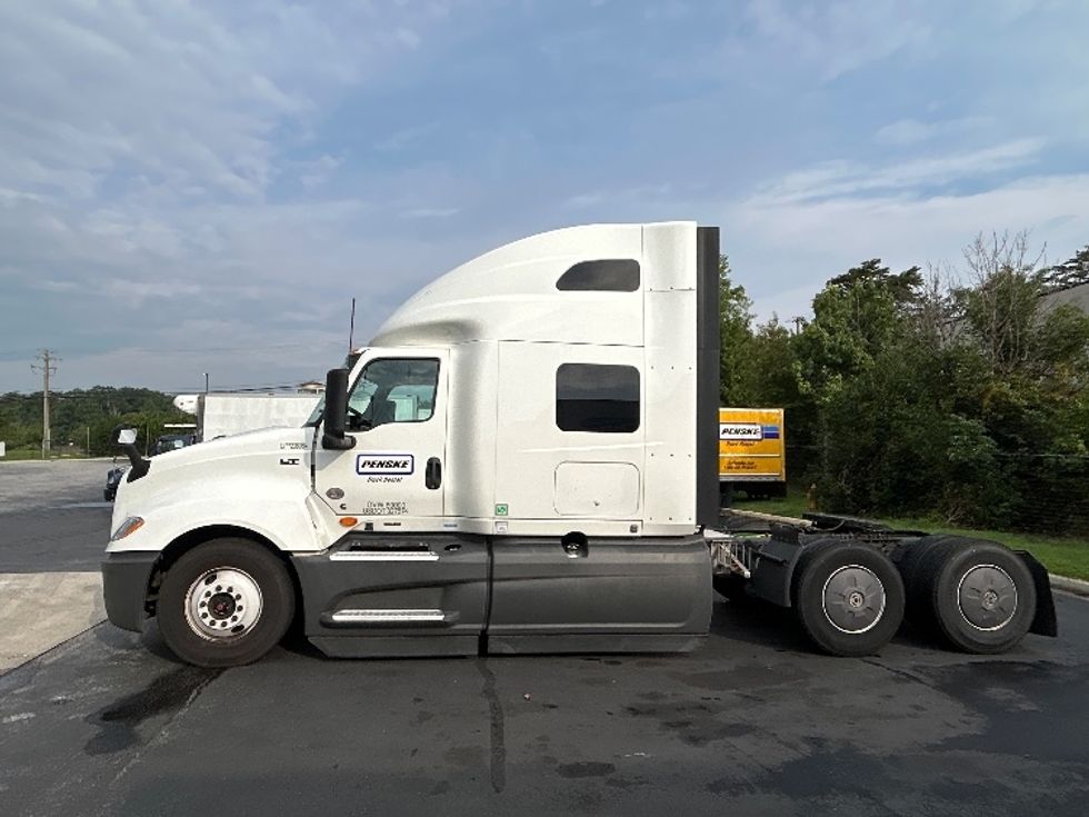 Sleeper Tractor-Heavy Duty Tractors-International-2023-LT625-Jessup-MD-540,548\n\t\tmiles-$ 60,250 - Image 2