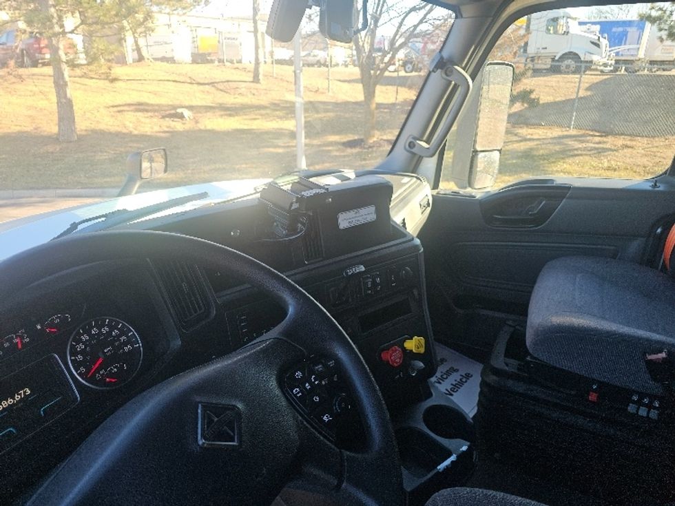 Sleeper Tractor-Heavy Duty Tractors-International-2023-LT625-Kansas City-MO-586,674\n\t\tmiles-$ 51,500 - Image 9