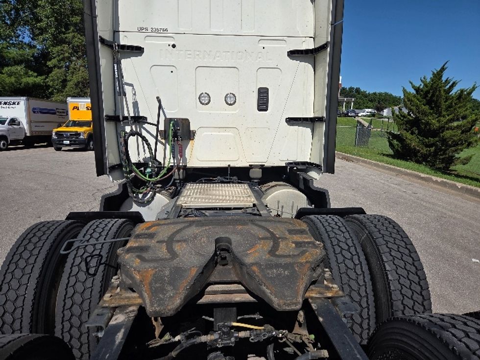 Sleeper Tractor-Heavy Duty Tractors-International-2023-LT625-Kansas City-MO-659,685\n\t\tmiles-$ 49,250 - Image 6