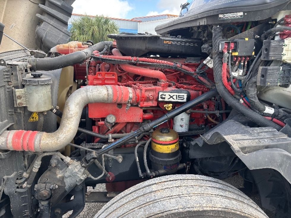 Sleeper Tractor-Heavy Duty Tractors-International-2023-LT625-Katy-TX-506,302\n\t\tmiles-$ 59,500 - Image 18