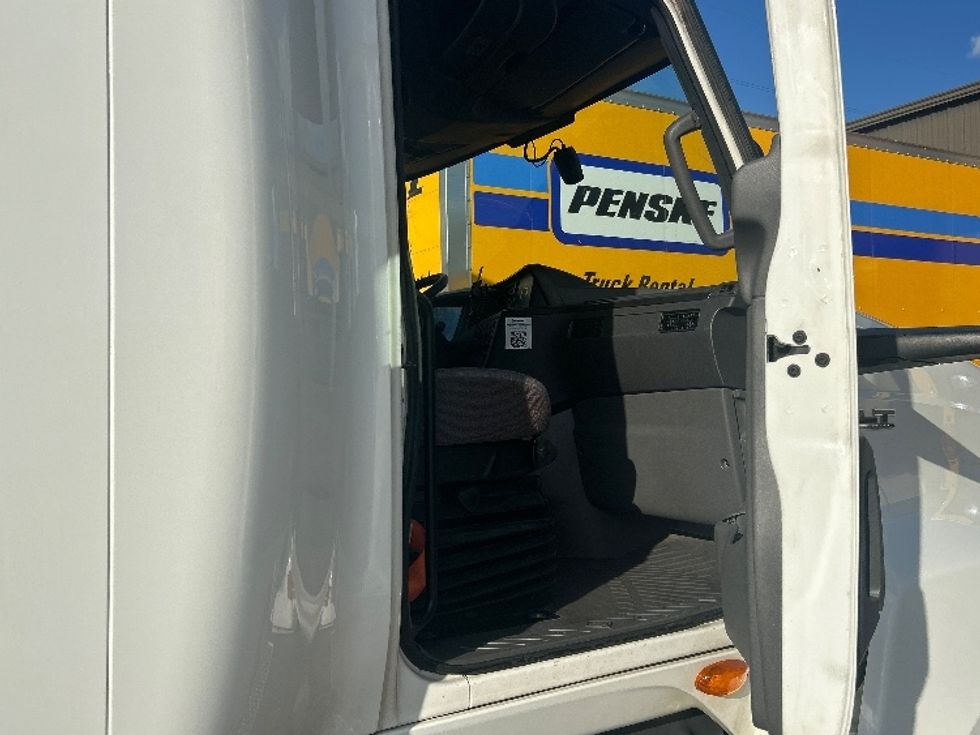 Sleeper Tractor-Heavy Duty Tractors-International-2023-LT625-Katy-TX-608,511\n\t\tmiles-$ 48,000 - Image 13