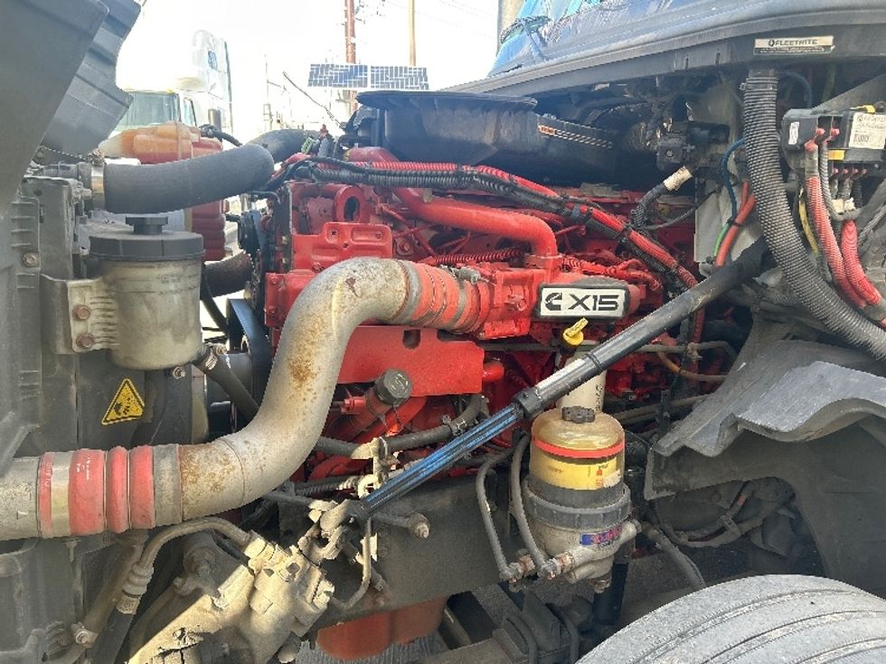 Sleeper Tractor-Heavy Duty Tractors-International-2023-LT625-Katy-TX-608,511\n\t\tmiles-$ 48,000 - Image 21