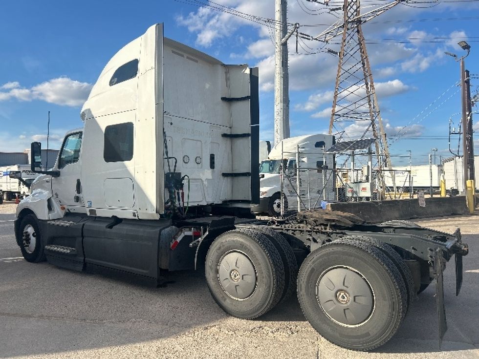 Sleeper Tractor-Heavy Duty Tractors-International-2023-LT625-Katy-TX-608,511\n\t\tmiles-$ 48,000 - Image 5