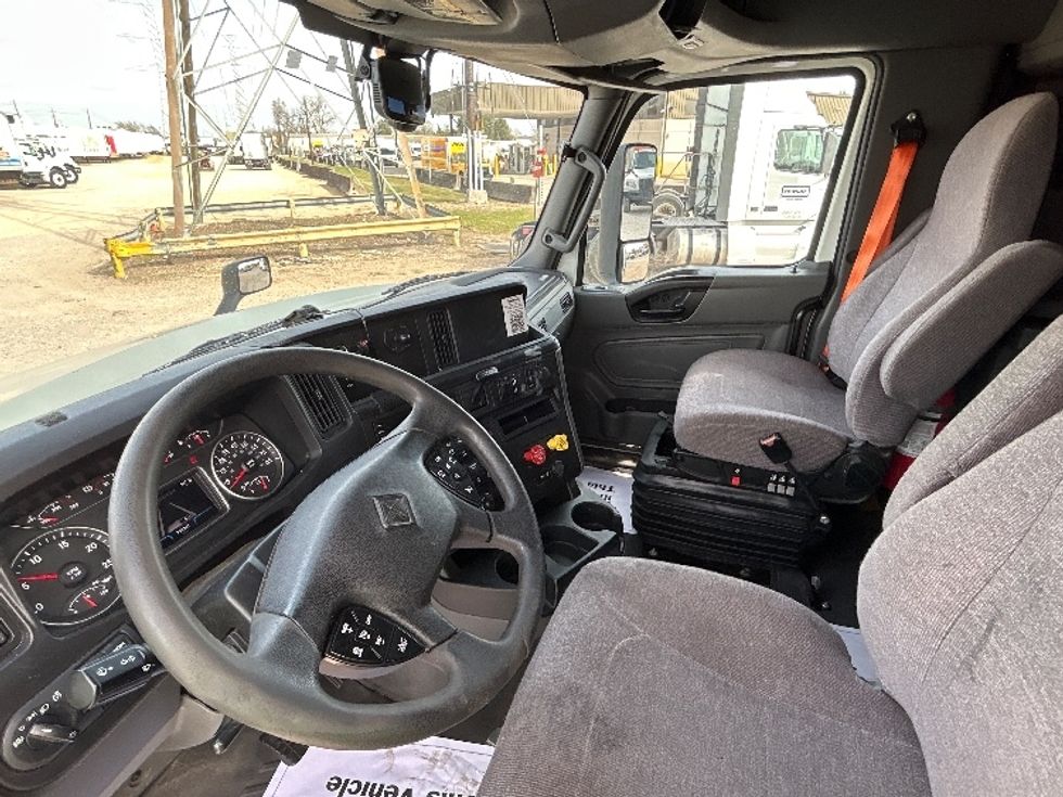 Sleeper Tractor-Heavy Duty Tractors-International-2023-LT625-Katy-TX-720,567\n\t\tmiles-$ 36,500 - Image 10