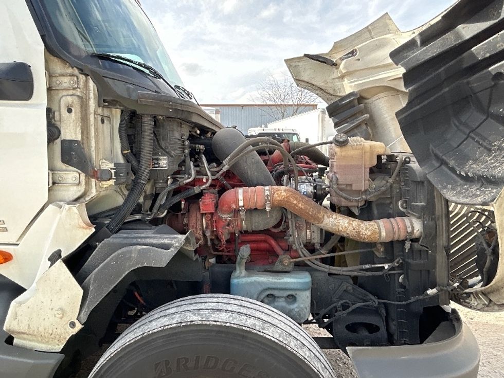 Sleeper Tractor-Heavy Duty Tractors-International-2023-LT625-Katy-TX-720,567\n\t\tmiles-$ 36,500 - Image 20