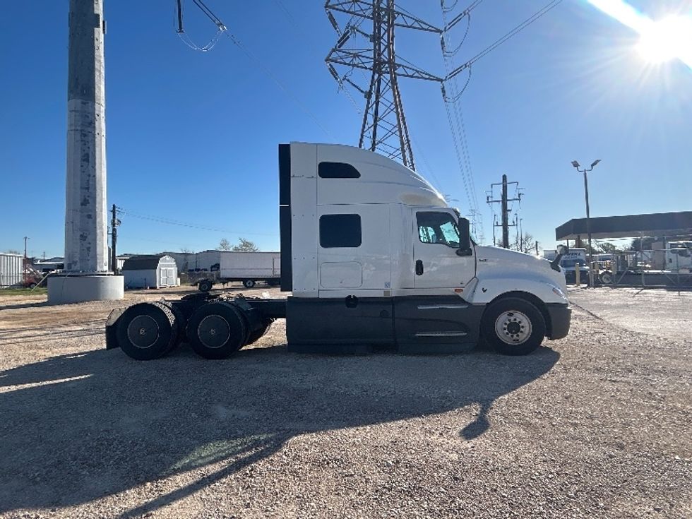 Sleeper Tractor-Heavy Duty Tractors-International-2023-LT625-Katy-TX-721,097\n\t\tmiles-$ 36,500 - Image 8