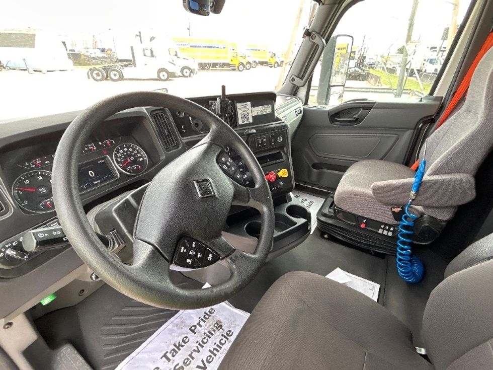 Sleeper Tractor-Heavy Duty Tractors-International-2023-LT625-Katy-TX-758,568\n\t\tmiles-$ 34,000 - Image 10