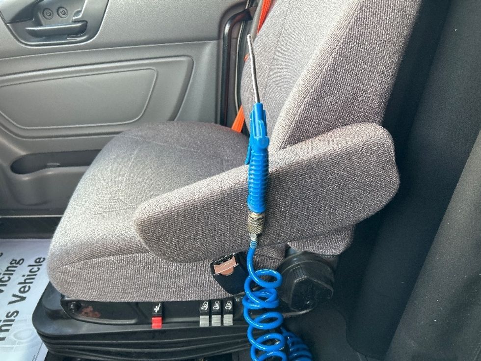 Sleeper Tractor-Heavy Duty Tractors-International-2023-LT625-Katy-TX-758,568\n\t\tmiles-$ 34,000 - Image 22