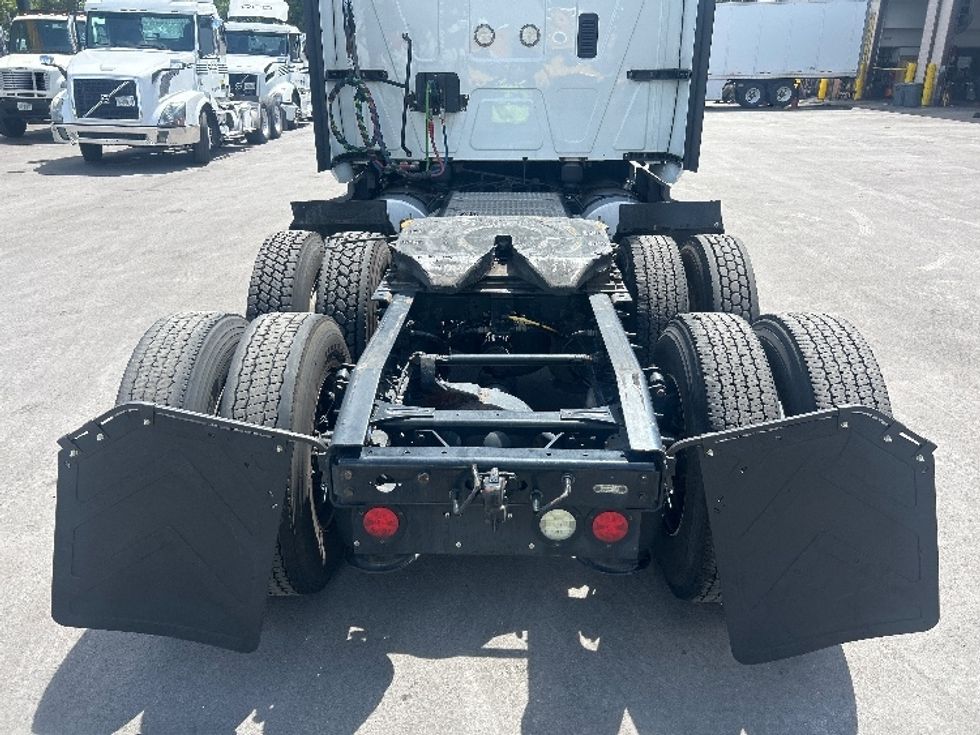 Sleeper Tractor-Heavy Duty Tractors-International-2023-LT625-La Mirada-CA-539,724\n\t\tmiles-$ 60,250 - Image 6