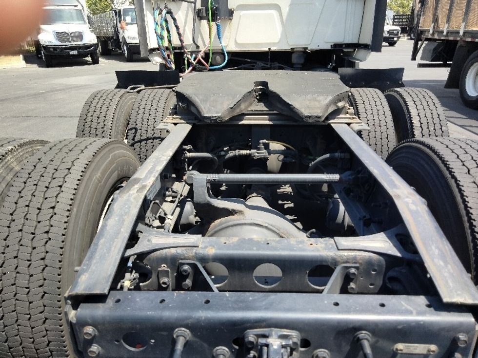 Sleeper Tractor-Heavy Duty Tractors-International-2023-LT625-La Mirada-CA-551,987\n\t\tmiles-$ 59,000 - Image 6