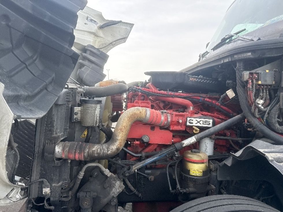 Sleeper Tractor-Heavy Duty Tractors-International-2023-LT625-La Porte-IN-515,132\n\t\tmiles-$ 54,750 - Image 21