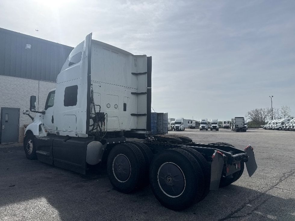 Sleeper Tractor-Heavy Duty Tractors-International-2023-LT625-La Porte-IN-515,132\n\t\tmiles-$ 54,750 - Image 5