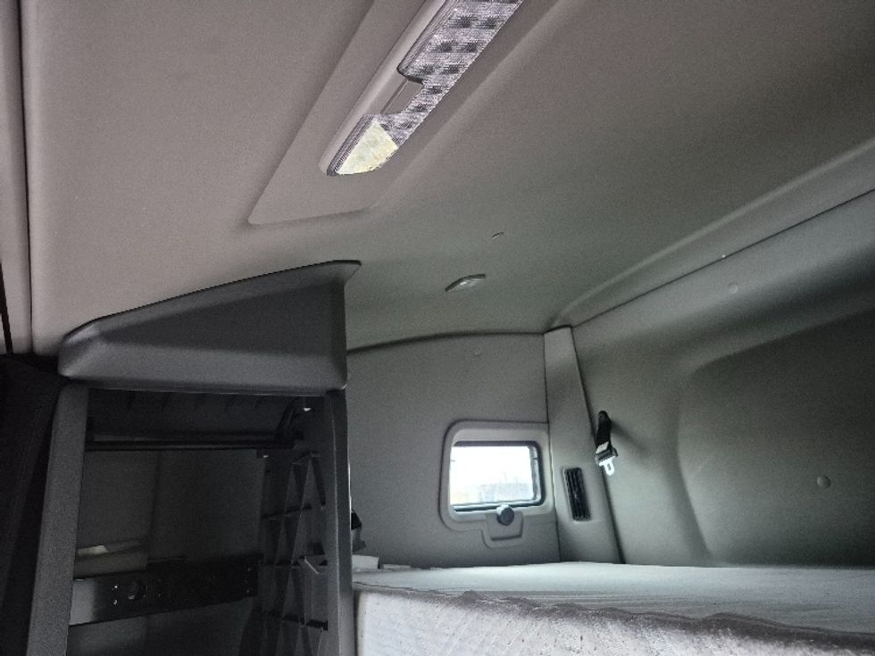 Sleeper Tractor-Heavy Duty Tractors-International-2023-LT625-La Porte-IN-531,379\n\t\tmiles-$ 53,250 - Image 24