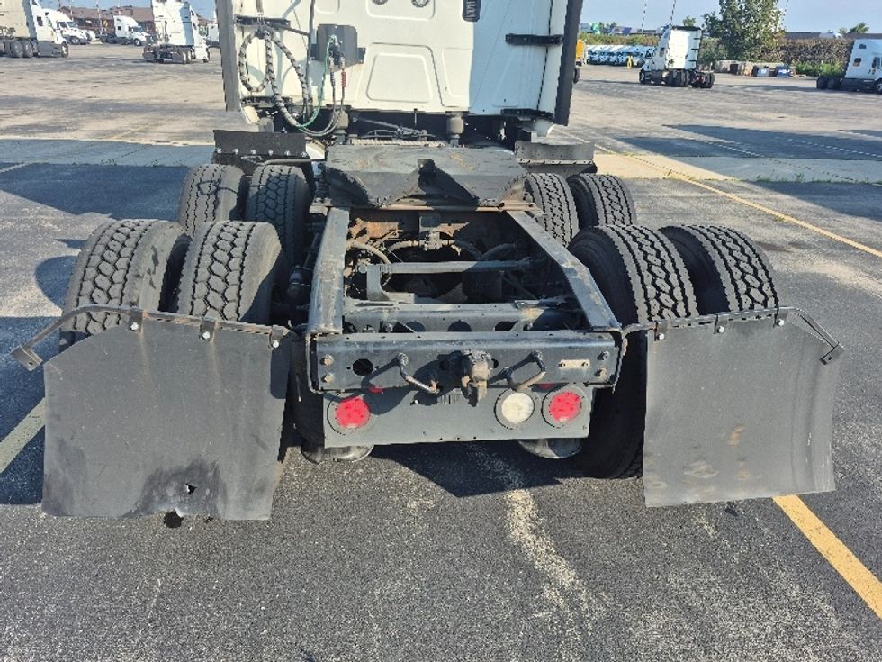 Sleeper Tractor-Heavy Duty Tractors-International-2023-LT625-La Porte-IN-561,270\n\t\tmiles-$ 59,750 - Image 6