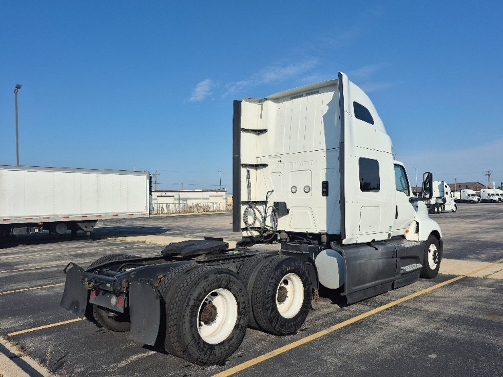 Sleeper Tractor-Heavy Duty Tractors-International-2023-LT625-La Porte-IN-561,270\n\t\tmiles-$ 59,750 - Image 7