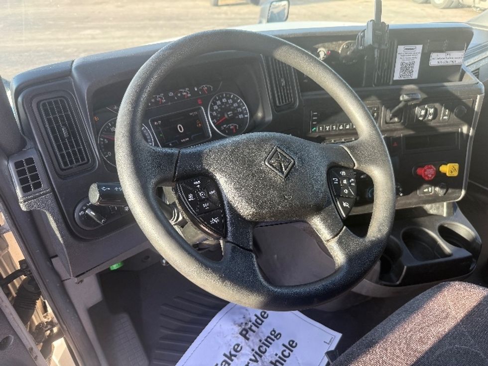 Sleeper Tractor-Heavy Duty Tractors-International-2023-LT625-La Porte-IN-568,925\n\t\tmiles-$ 52,250 - Image 11