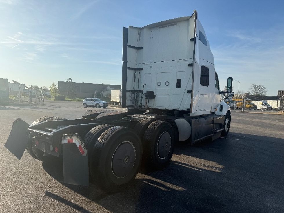 Sleeper Tractor-Heavy Duty Tractors-International-2023-LT625-La Porte-IN-568,925\n\t\tmiles-$ 52,250 - Image 7