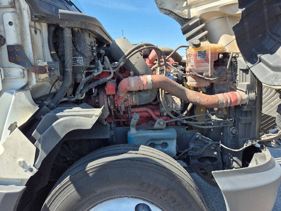 Sleeper Tractor-Heavy Duty Tractors-International-2023-LT625-La Porte-IN-573,694\n\t\tmiles-$ 49,250 - Image 20