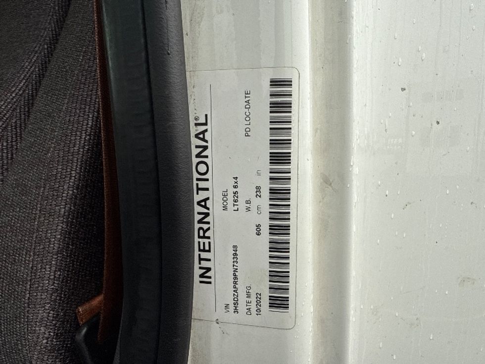 Sleeper Tractor-Heavy Duty Tractors-International-2023-LT625-La Porte-IN-597,603\n\t\tmiles-$ 44,000 - Image 22