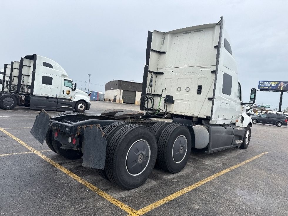 Sleeper Tractor-Heavy Duty Tractors-International-2023-LT625-La Porte-IN-597,603\n\t\tmiles-$ 44,000 - Image 7