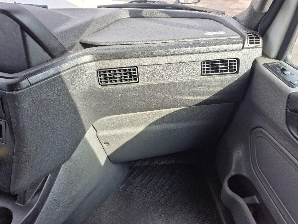 Sleeper Tractor-Heavy Duty Tractors-International-2023-LT625-La Porte-IN-624,496\n\t\tmiles-$ 41,500 - Image 14