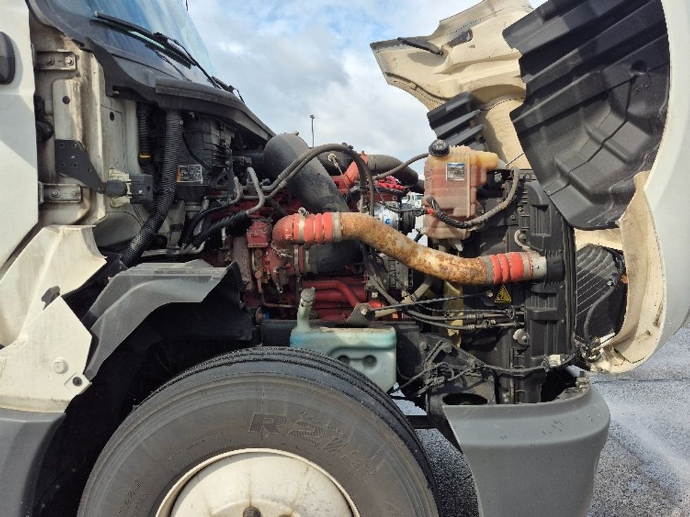 Sleeper Tractor-Heavy Duty Tractors-International-2023-LT625-La Porte-IN-624,496\n\t\tmiles-$ 41,500 - Image 20