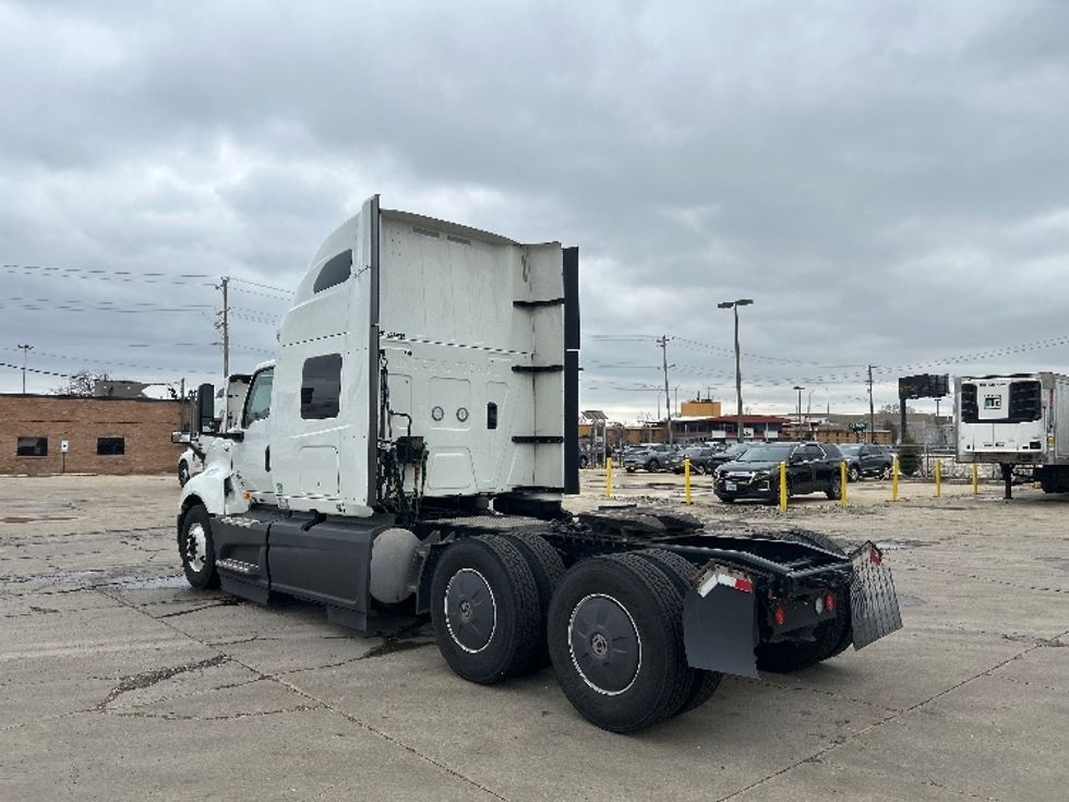 Sleeper Tractor-Heavy Duty Tractors-International-2023-LT625-La Porte-IN-624,531\n\t\tmiles-$ 41,500 - Image 5