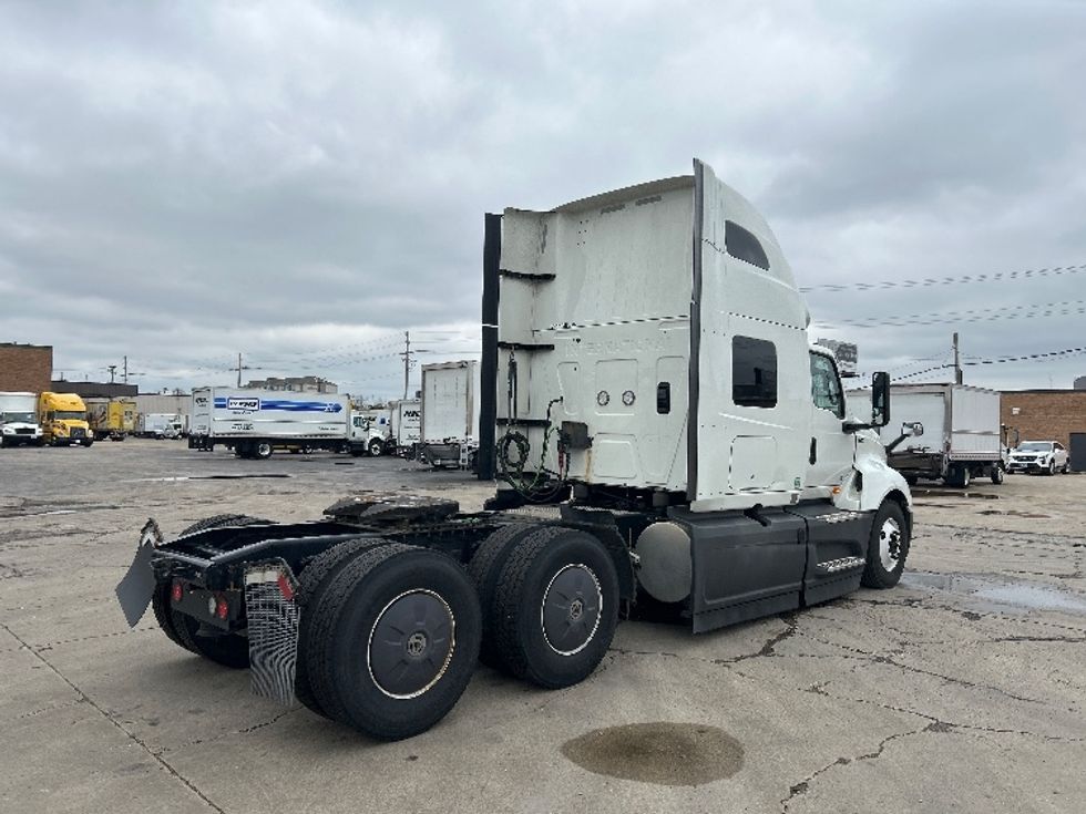 Sleeper Tractor-Heavy Duty Tractors-International-2023-LT625-La Porte-IN-624,531\n\t\tmiles-$ 41,500 - Image 7