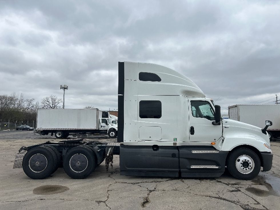 Sleeper Tractor-Heavy Duty Tractors-International-2023-LT625-La Porte-IN-624,531\n\t\tmiles-$ 41,500 - Image 8