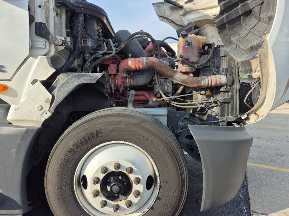 Sleeper Tractor-Heavy Duty Tractors-International-2023-LT625-La Porte-IN-630,892\n\t\tmiles-$ 43,750 - Image 20