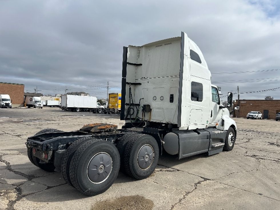 Sleeper Tractor-Heavy Duty Tractors-International-2023-LT625-La Porte-IN-659,483\n\t\tmiles-$ 38,000 - Image 7