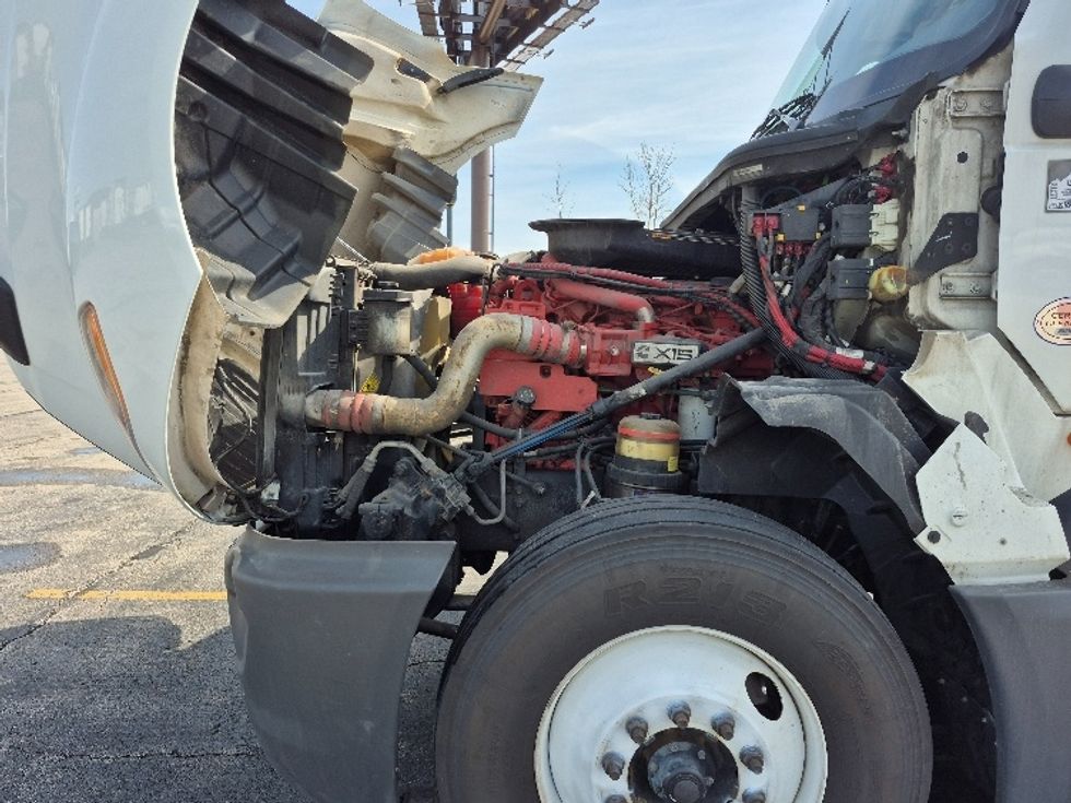 Sleeper Tractor-Heavy Duty Tractors-International-2023-LT625-La Porte-IN-661,800\n\t\tmiles-$ 41,000 - Image 21