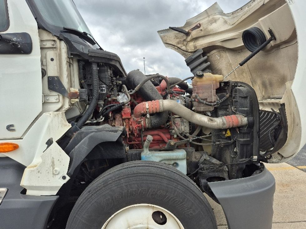 Sleeper Tractor-Heavy Duty Tractors-International-2023-LT625-La Porte-IN-661,896\n\t\tmiles-$ 41,000 - Image 20