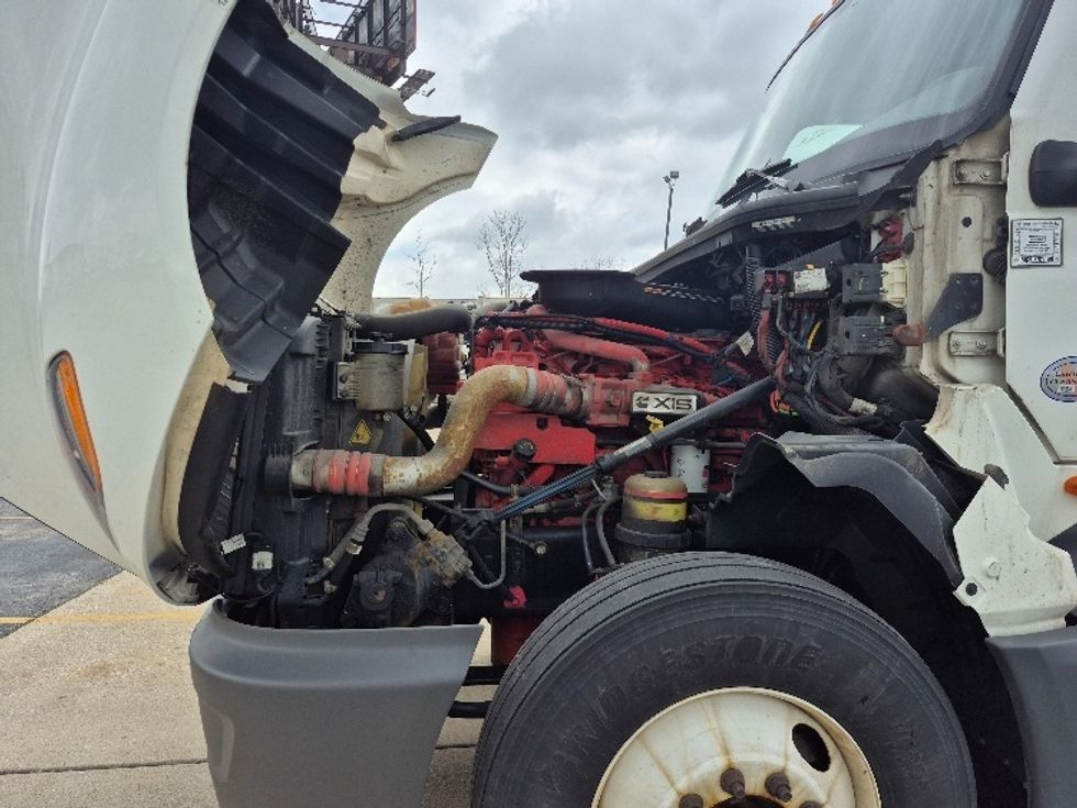 Sleeper Tractor-Heavy Duty Tractors-International-2023-LT625-La Porte-IN-661,896\n\t\tmiles-$ 41,000 - Image 21