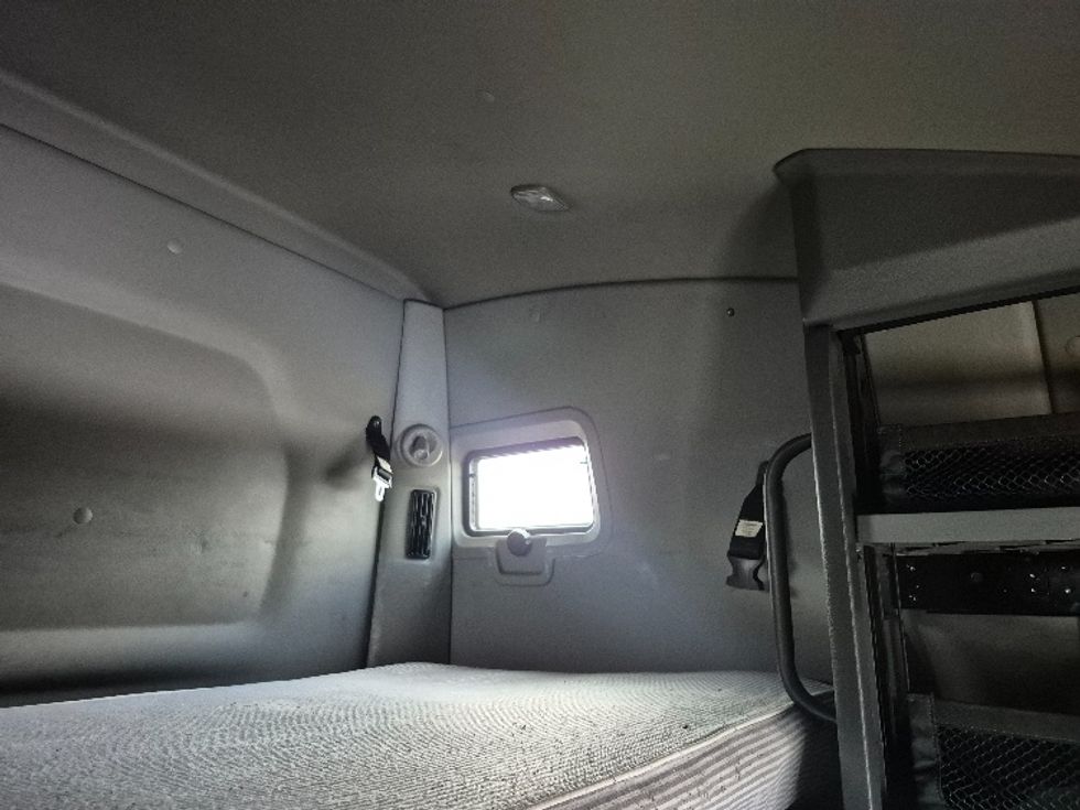 Sleeper Tractor-Heavy Duty Tractors-International-2023-LT625-La Porte-IN-661,896\n\t\tmiles-$ 41,000 - Image 23