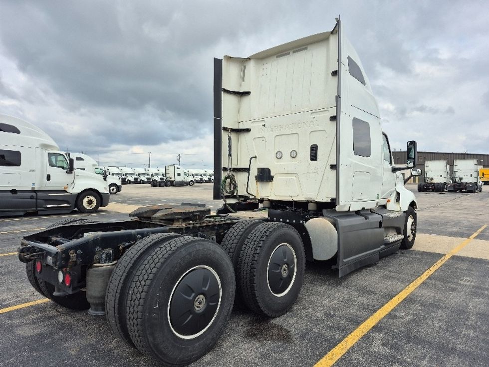 Sleeper Tractor-Heavy Duty Tractors-International-2023-LT625-La Porte-IN-661,896\n\t\tmiles-$ 41,000 - Image 7