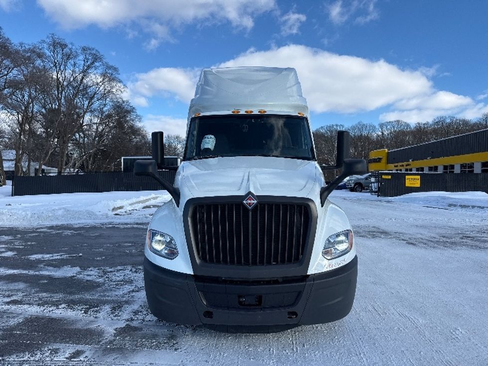 Sleeper Tractor-Heavy Duty Tractors-International-2023-LT625-Lansing-MI-553,818\n\t\tmiles-$ 50,000 - Image 2