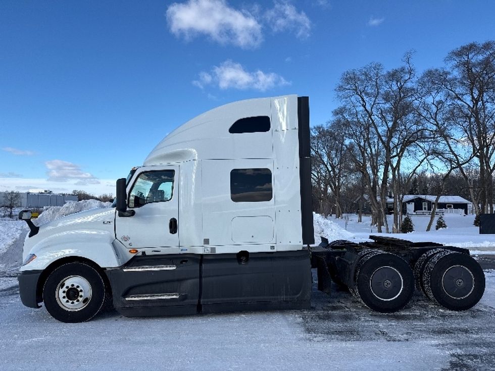 Sleeper Tractor-Heavy Duty Tractors-International-2023-LT625-Lansing-MI-553,818\n\t\tmiles-$ 50,000 - Image 4