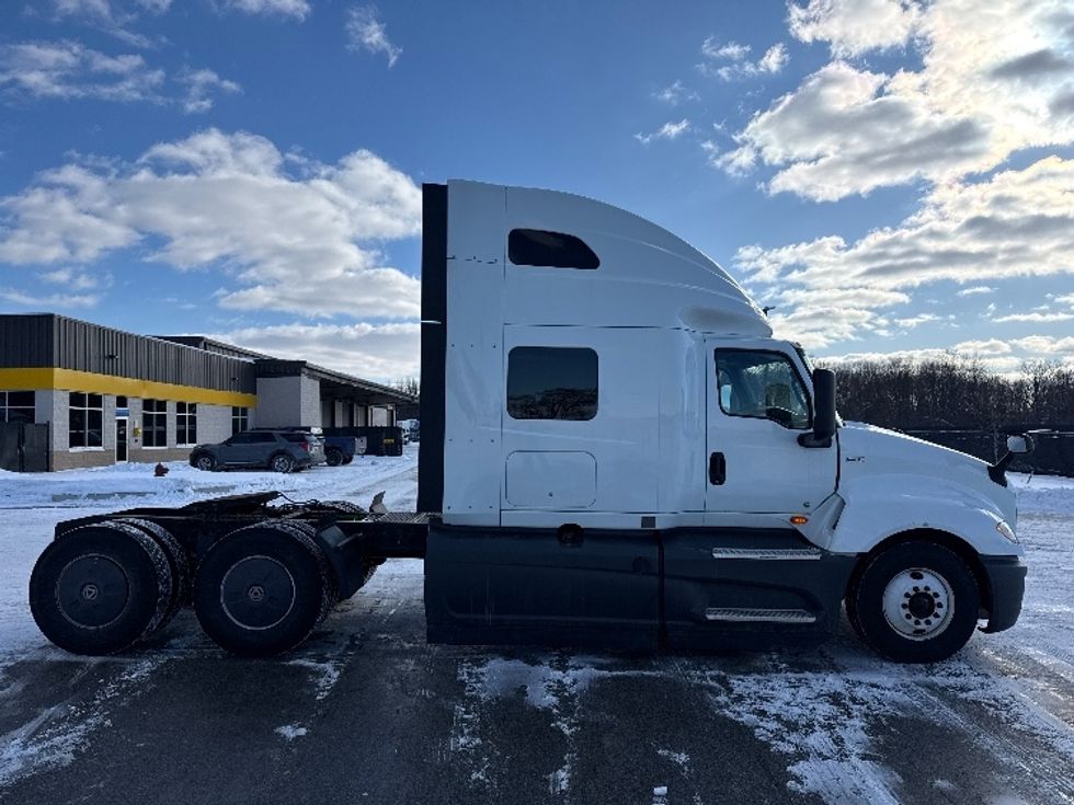 Sleeper Tractor-Heavy Duty Tractors-International-2023-LT625-Lansing-MI-553,818\n\t\tmiles-$ 50,000 - Image 8