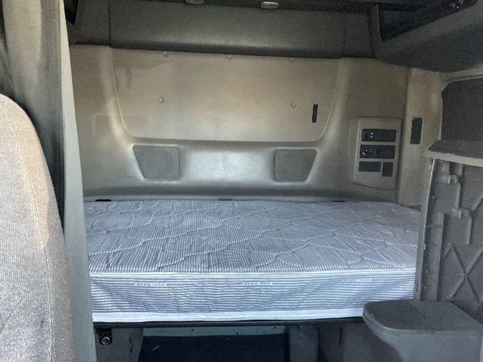 Sleeper Tractor-Heavy Duty Tractors-International-2023-LT625-Las Vegas-NV-574,079\n\t\tmiles-$ 70,000 - Image 15