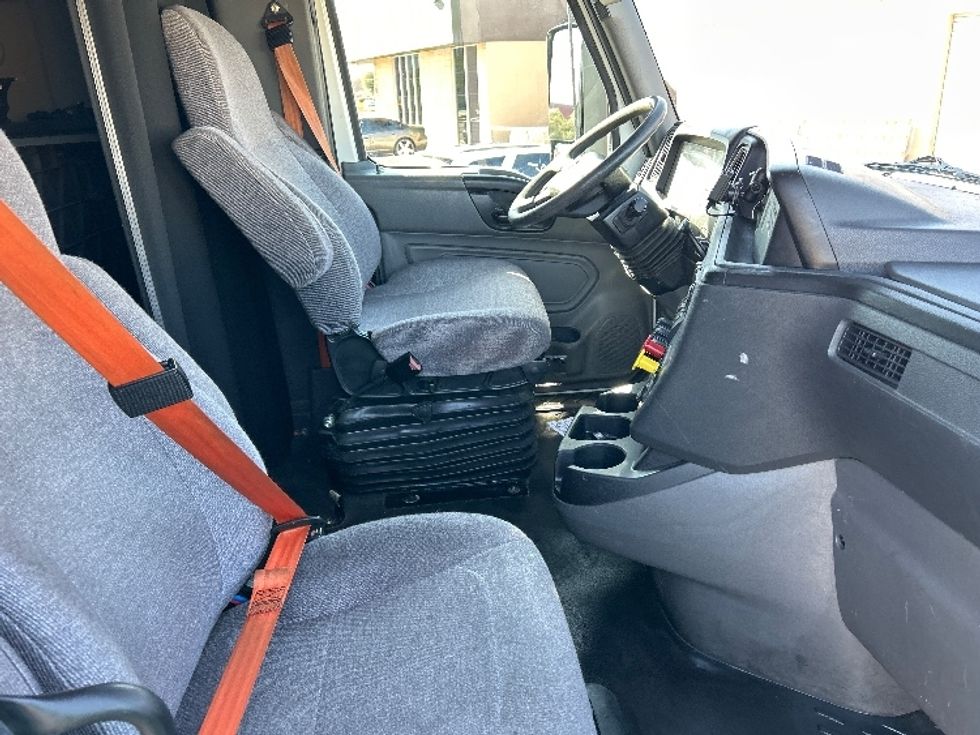 Sleeper Tractor-Heavy Duty Tractors-International-2023-LT625-Las Vegas-NV-612,475\n\t\tmiles-$ 49,750 - Image 15