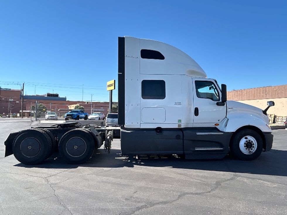 Sleeper Tractor-Heavy Duty Tractors-International-2023-LT625-Las Vegas-NV-655,484\n\t\tmiles-$ 50,000 - Image 8