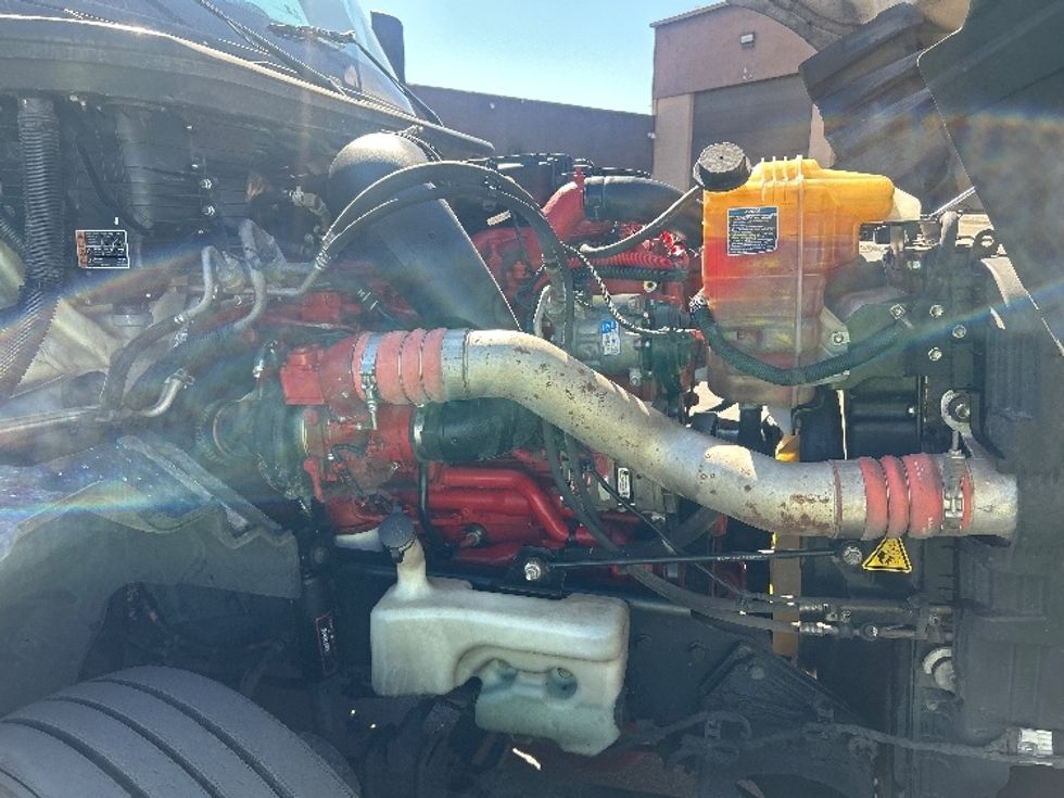 Sleeper Tractor-Heavy Duty Tractors-International-2023-LT625-Las Vegas-NV-760,440\n\t\tmiles-$ 42,000 - Image 20